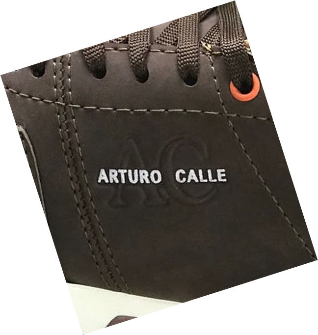 Calzado  deportivo Masculino de Cuero industrial. Confortable suela expanso liviana. resistentes cordones planos. el sello de marca grabado, garantiza calidad.