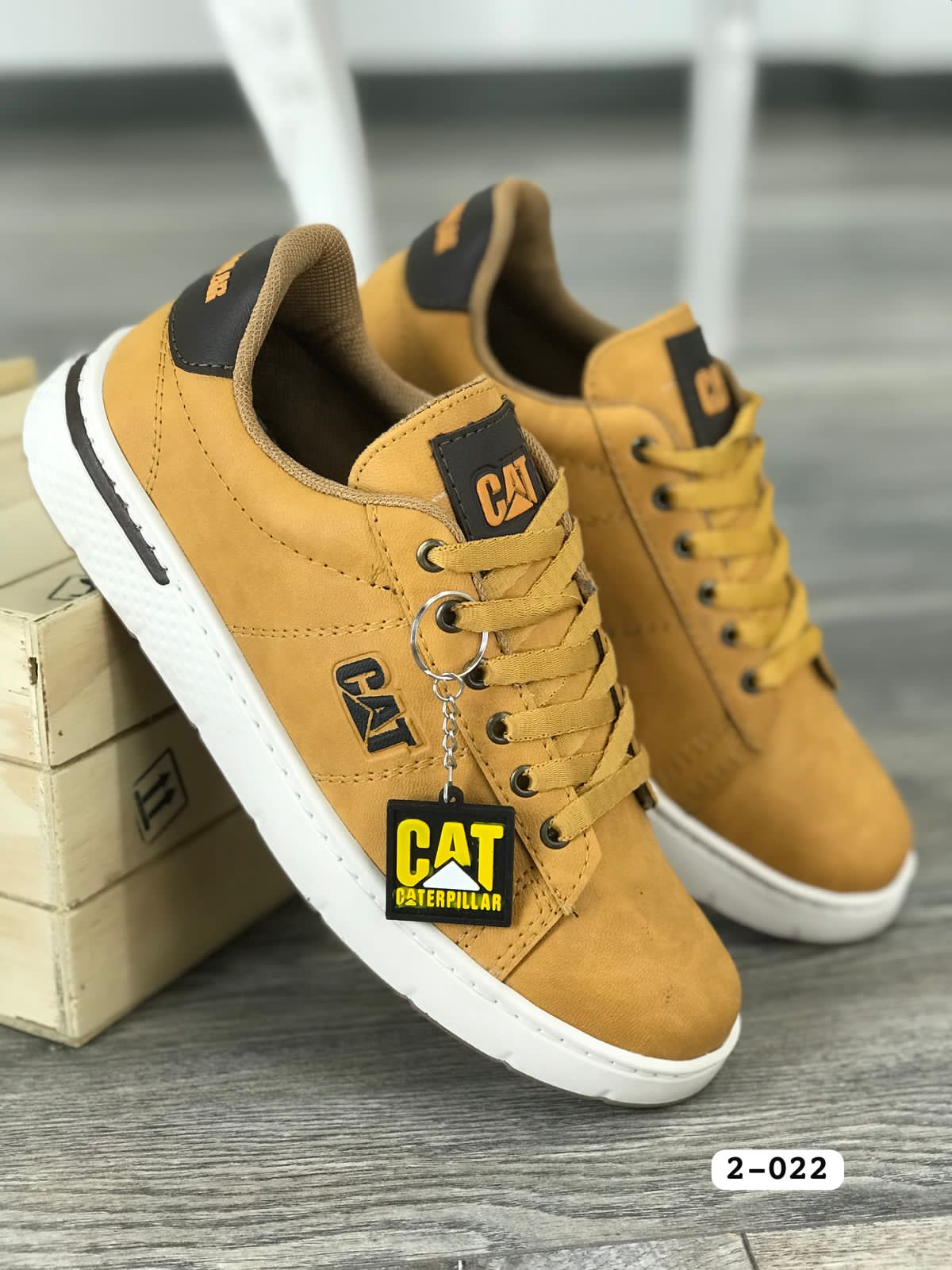 👞Calzado deportivo casual. ergonómicos, modernos. confortable suela expanso liviana. Cosidos para garantizar durabilidad. Llavero incluido.